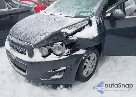 2015 Chevrolet Sonic Lt Auto from USA, damaged, VIN 1G1JC5SG7F4121475